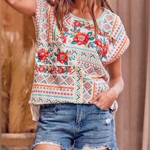 Savanna Jane Multicolor Floral embroidered Short Sleeve Top medium boho western